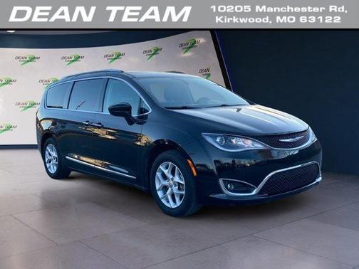 2018 Chrysler Pacifica Touring-L