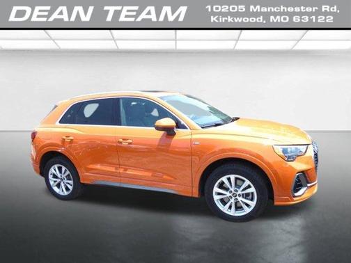 2022 Audi Q3 45 S line Premium