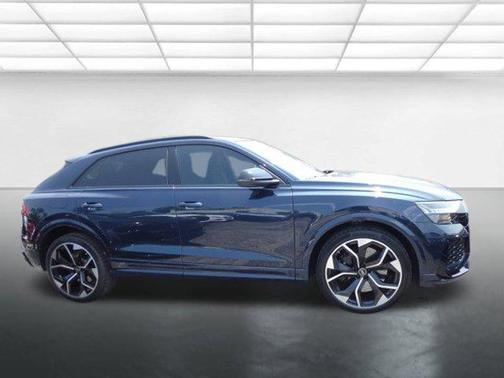 2023 Audi RS Q8 4.0T quattro