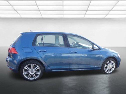 2015 Volkswagen Golf TDI SE 4-Door