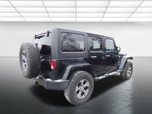 2017 Jeep Wrangler Unlimited Sahara