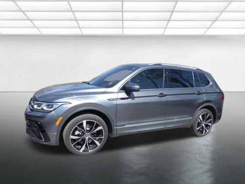 2022 Volkswagen Tiguan 2.0T SEL R-Line