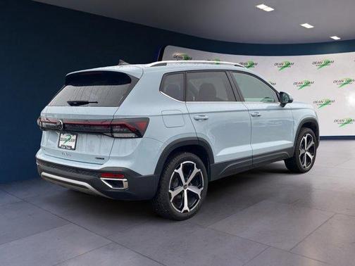 2025 Volkswagen Taos 1.5T SEL