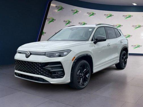 2025 Volkswagen Tiguan 2.0T SE R-Line Black