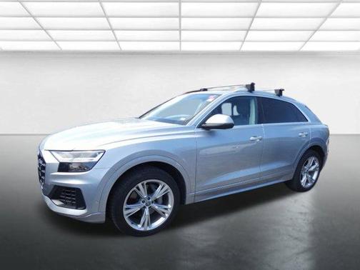 2019 Audi Q8 Premium Plus