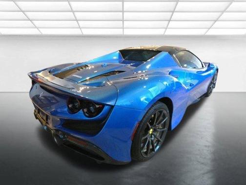 2022 Ferrari F8 Spider Base