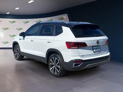 2023 Volkswagen Taos 1.5T SE