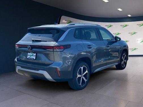 2025 Volkswagen Tiguan 2.0T SE