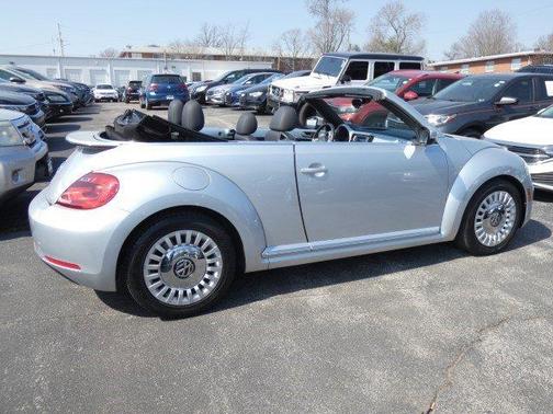 2016 Volkswagen Beetle 1.8T S