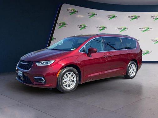 2022 Chrysler Pacifica Touring-L