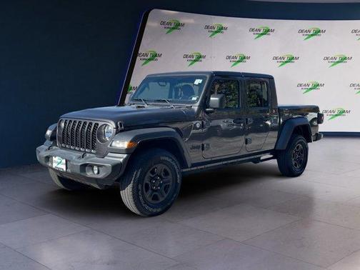 2020 Jeep Gladiator Sport