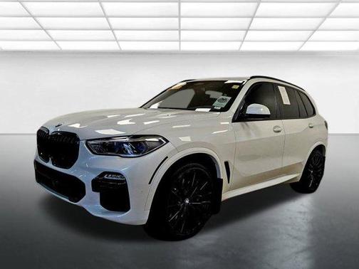 2020 BMW X5 M50i