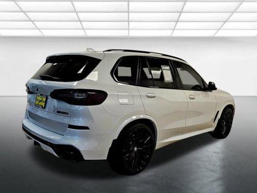 2020 BMW X5 M50i