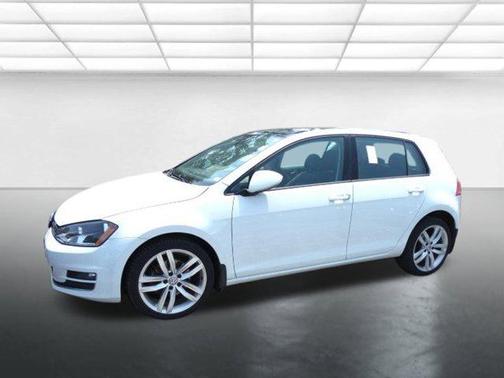 2015 Volkswagen Golf TDI SE 4-Door