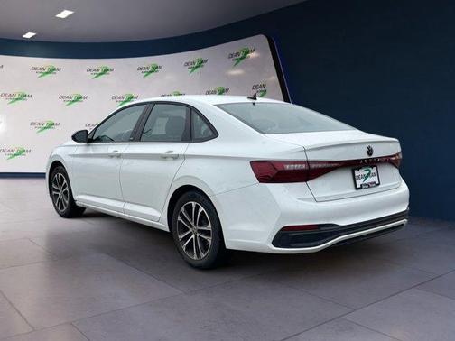 2025 Volkswagen Jetta 1.5T Sport