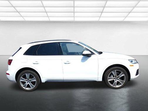 2019 Audi Q5 2.0T Prestige