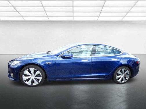 2021 Tesla Model S Long Range