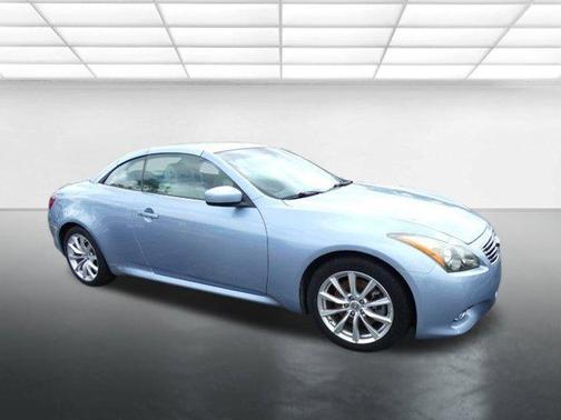 2011 INFINITI G37 Base