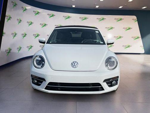 2019 Volkswagen Beetle 2.0T SE