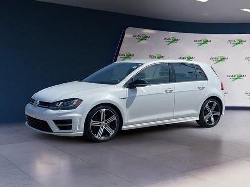 2016 Volkswagen Golf R 4-Door