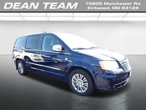 2014 Chrysler Town & Country Touring-L