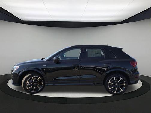 2025 Audi Q3 45 S line Premium Plus
