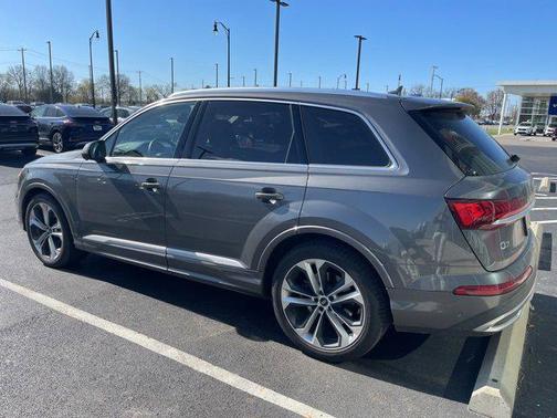 2022 Audi Q7 55 Prestige