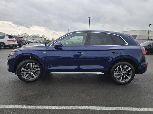 2023 Audi Q5 45 S line Premium Plus