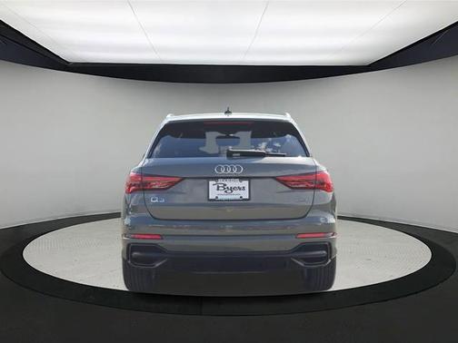 2022 Audi Q3 45 S line Premium