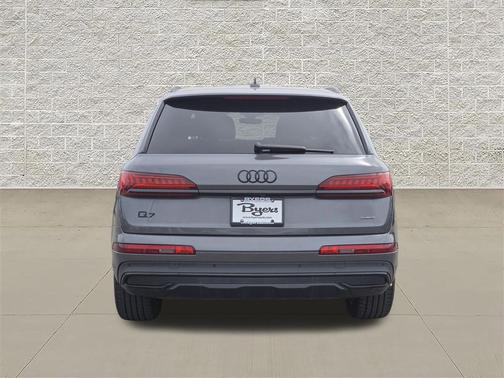 Samurai Gray Metallic 2022 Audi Q7 45 Premium Plus