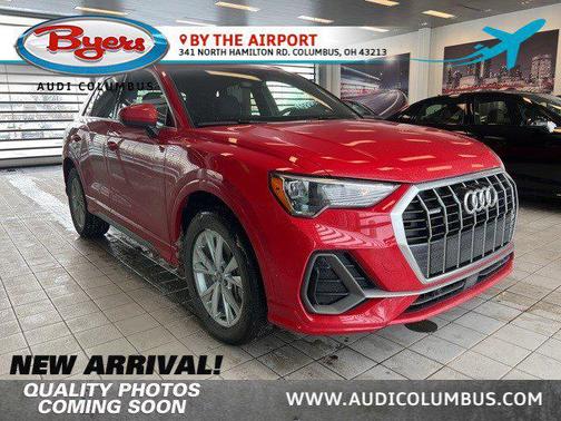 2022 Audi Q3 45 S line Premium