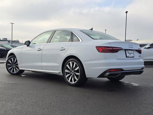 2022 Audi A4 40 Premium Plus