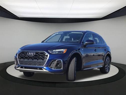 2022 Audi Q5 45 S line Premium Plus