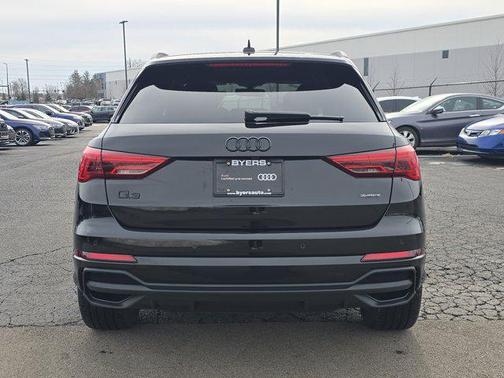 2025 Audi Q3 Premium 45 TFSI S line quattro Tiptronic