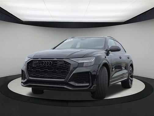 2023 Audi RS Q8 4.0T