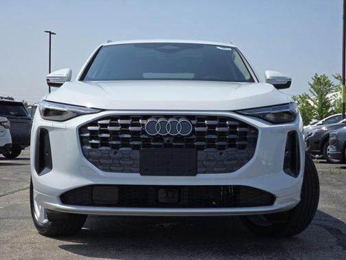 2025 Audi Q5 Premium Plus