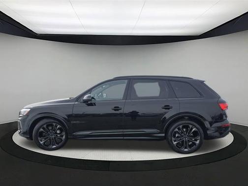 2026 Audi Q7 55 Premium Plus