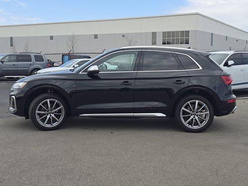 Mythos Black Metallic 2023 Audi SQ5 3.0T Premium Plus