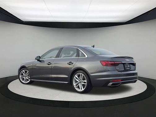2023 Audi A4 45 S line Premium Plus