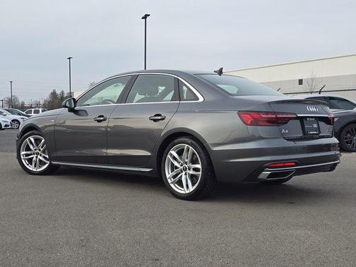 2023 Audi A4 45 S line Premium Plus