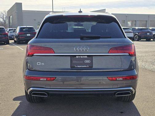 2023 Audi Q5 45 S line Premium Plus