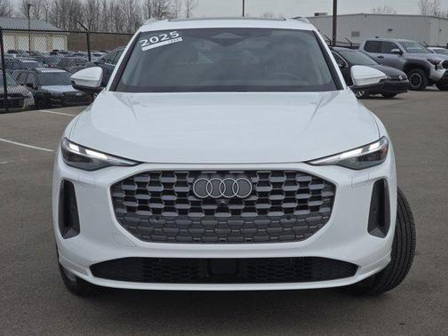 2025 Audi Q5 Premium TFSI quattro S tronic