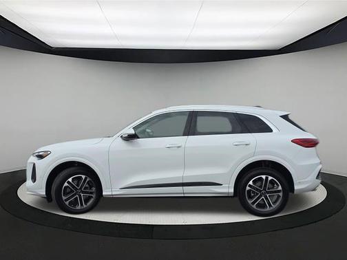 White 2025 Audi Q5 Premium TFSI quattro S tronic