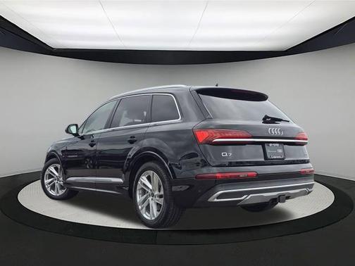 2023 Audi Q7 55 Prestige