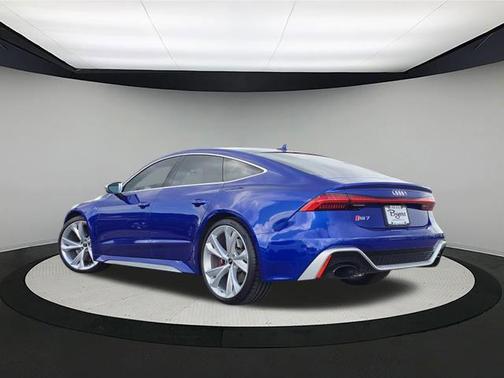 2023 Audi RS 7 4.0T