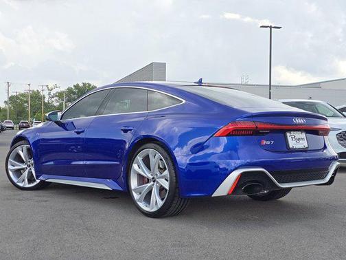 2023 Audi RS 7 4.0T