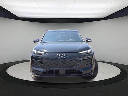 2025 Audi Q6 e-tron Premium Plus quattro