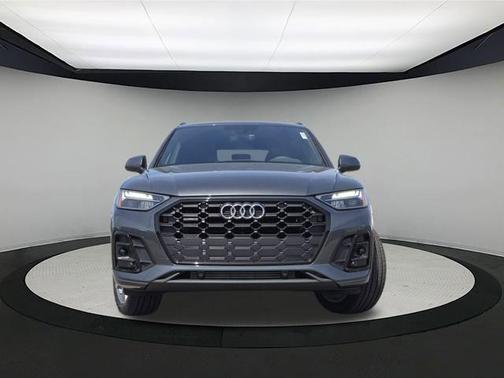 2025 Audi Q5 45 S line Premium