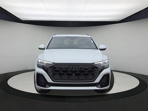 2026 Audi Q8 55 Premium Plus