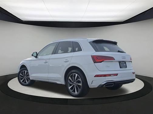 2022 Audi Q5 45 S line Premium Plus